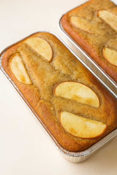 Bolo de maçã e canela
